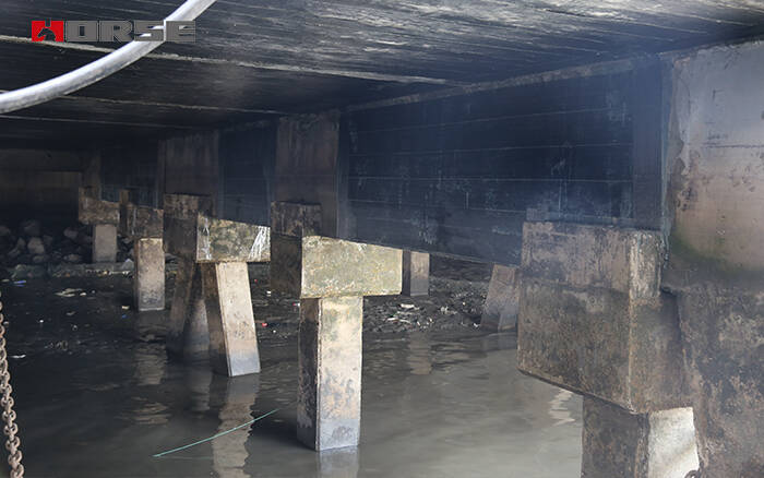 การห่อ CFRP เพื่อจํากัดการผิดปกติของโครงสร้างและเสริมสร้างโครงสร้างแตกต่อไป