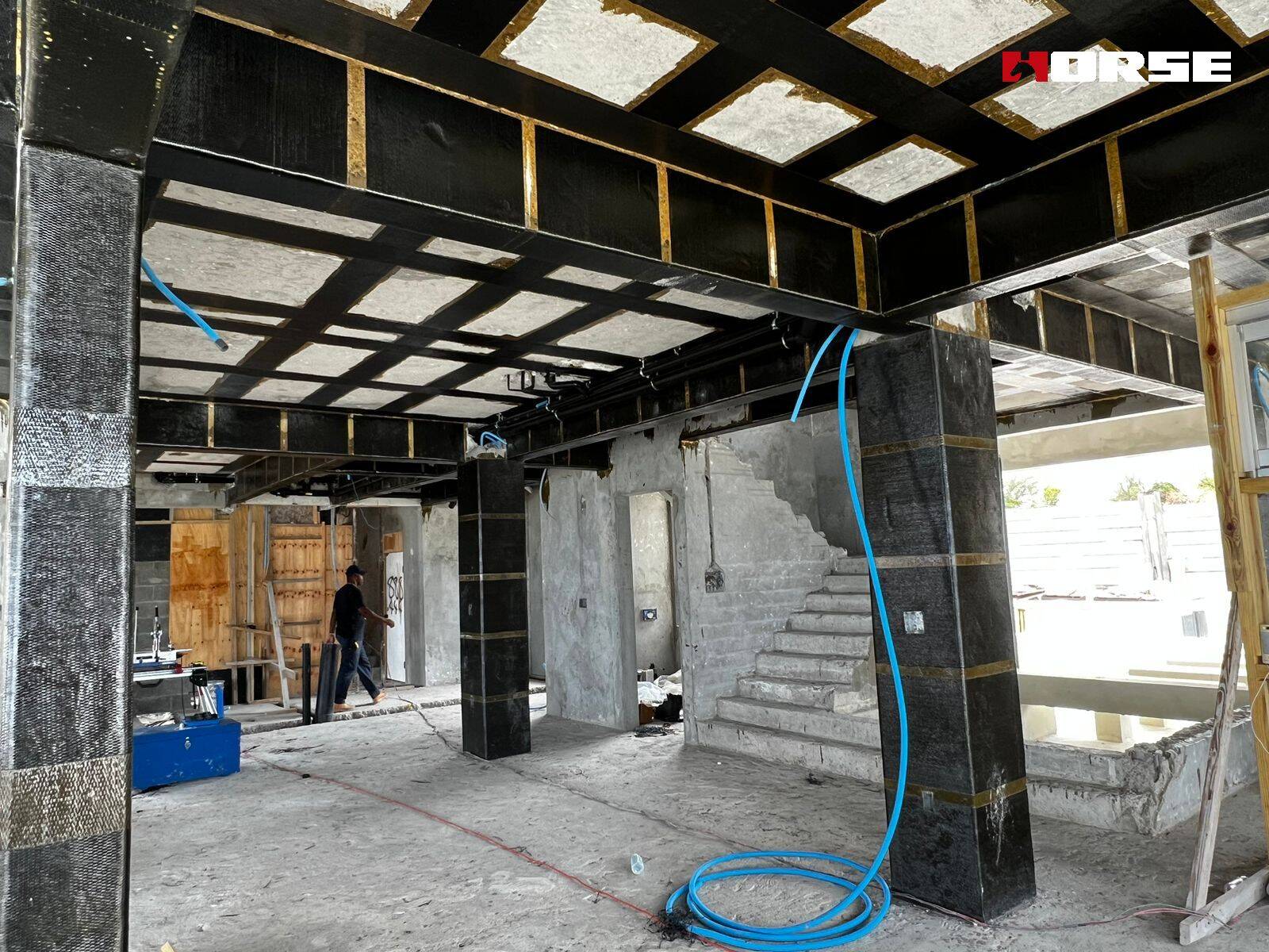การเสริมแรงด้วยคาร์บอนไฟเบอร์ (CFRP) สำหรับวิลล่าริมทะเล
