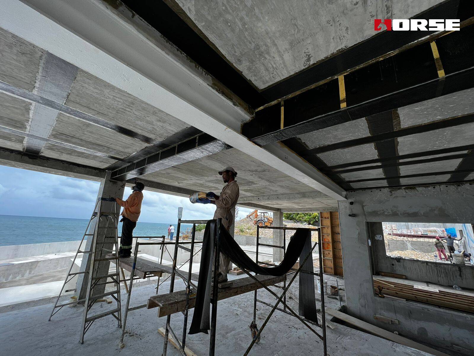 การเสริมแรงด้วยคาร์บอนไฟเบอร์ (CFRP) สำหรับวิลล่าริมทะเล