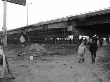 งานเสริมกำลังและซ่อมแซมสะพานที่ถูกไฟไหม้